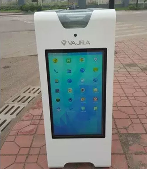 成都高大上果皮箱：有WiFi，靠太陽(yáng)能工作